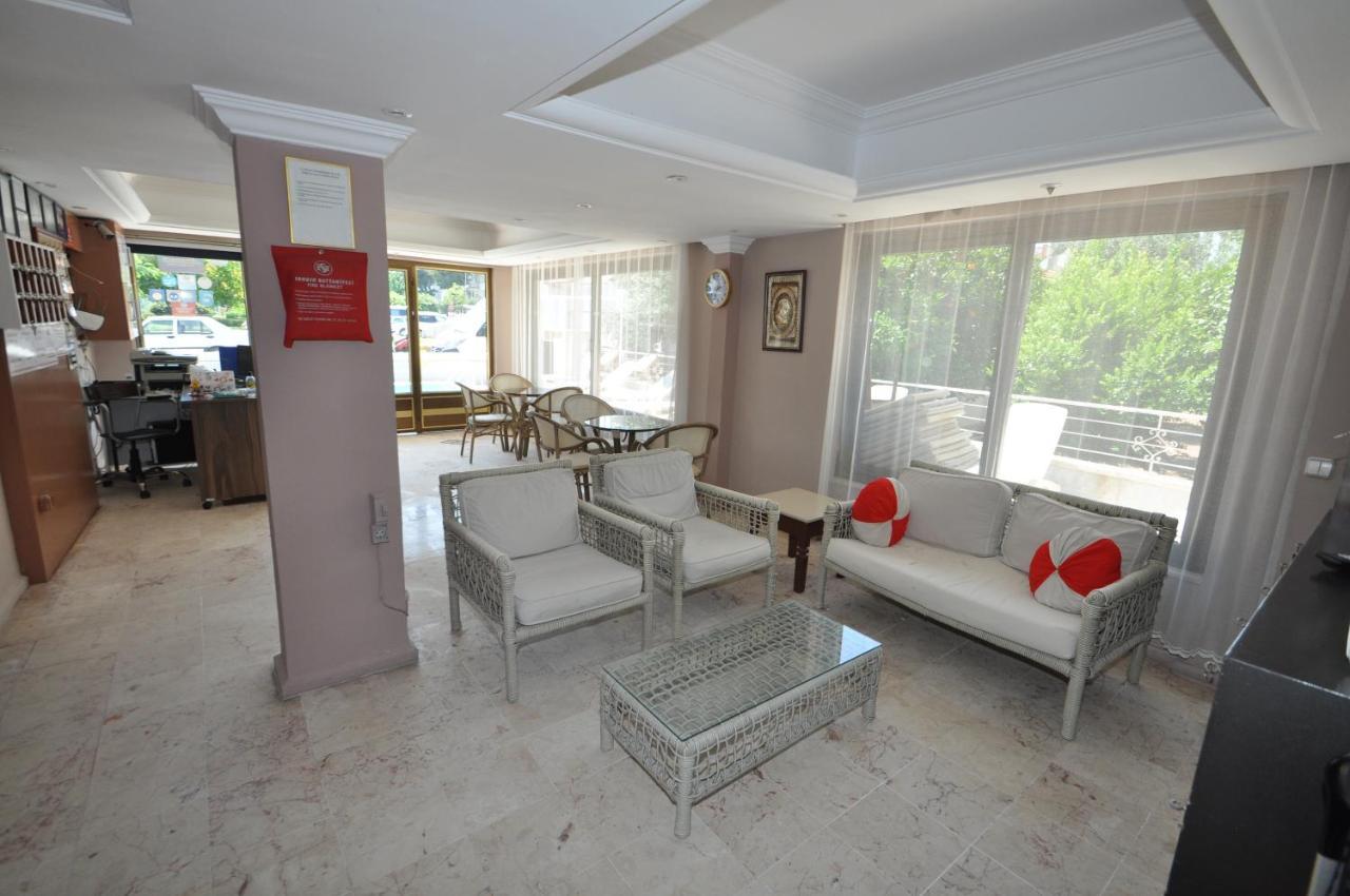 Defne & Zevkim Hotel apartamentowy Marmaris