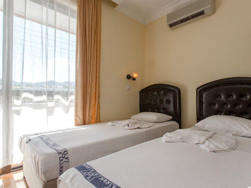 Defne & Zevkim Hotel apartamentowy