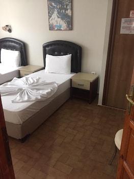 Defne & Zevkim Hotel apartamentowy 2*