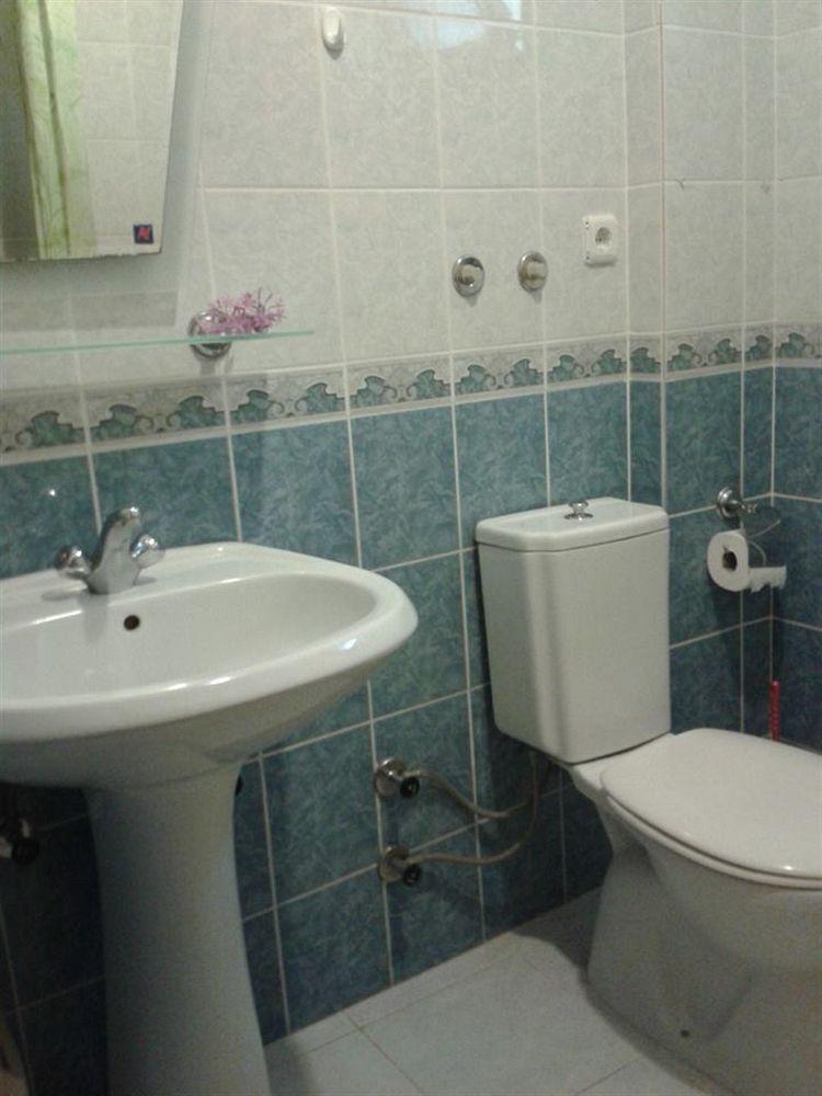 Defne & Zevkim Hotel apartamentowy 2*
