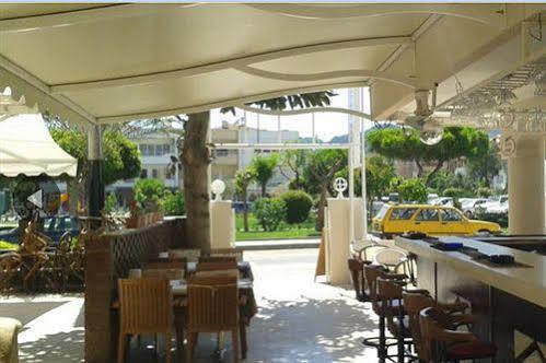 Defne & Zevkim Hotel apartamentowy Marmaris